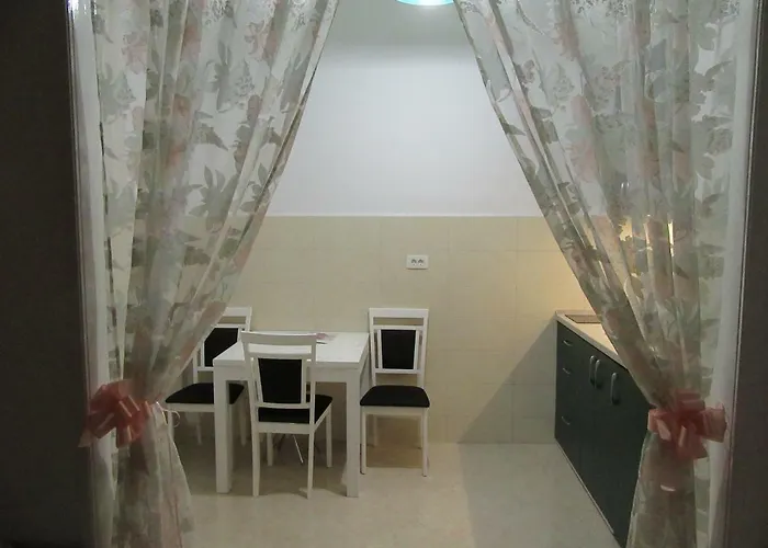 Romeo شقة غييكا